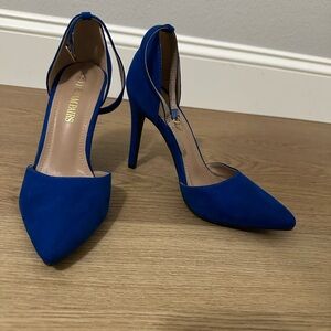 Elegant Blue Stiletto Heels
